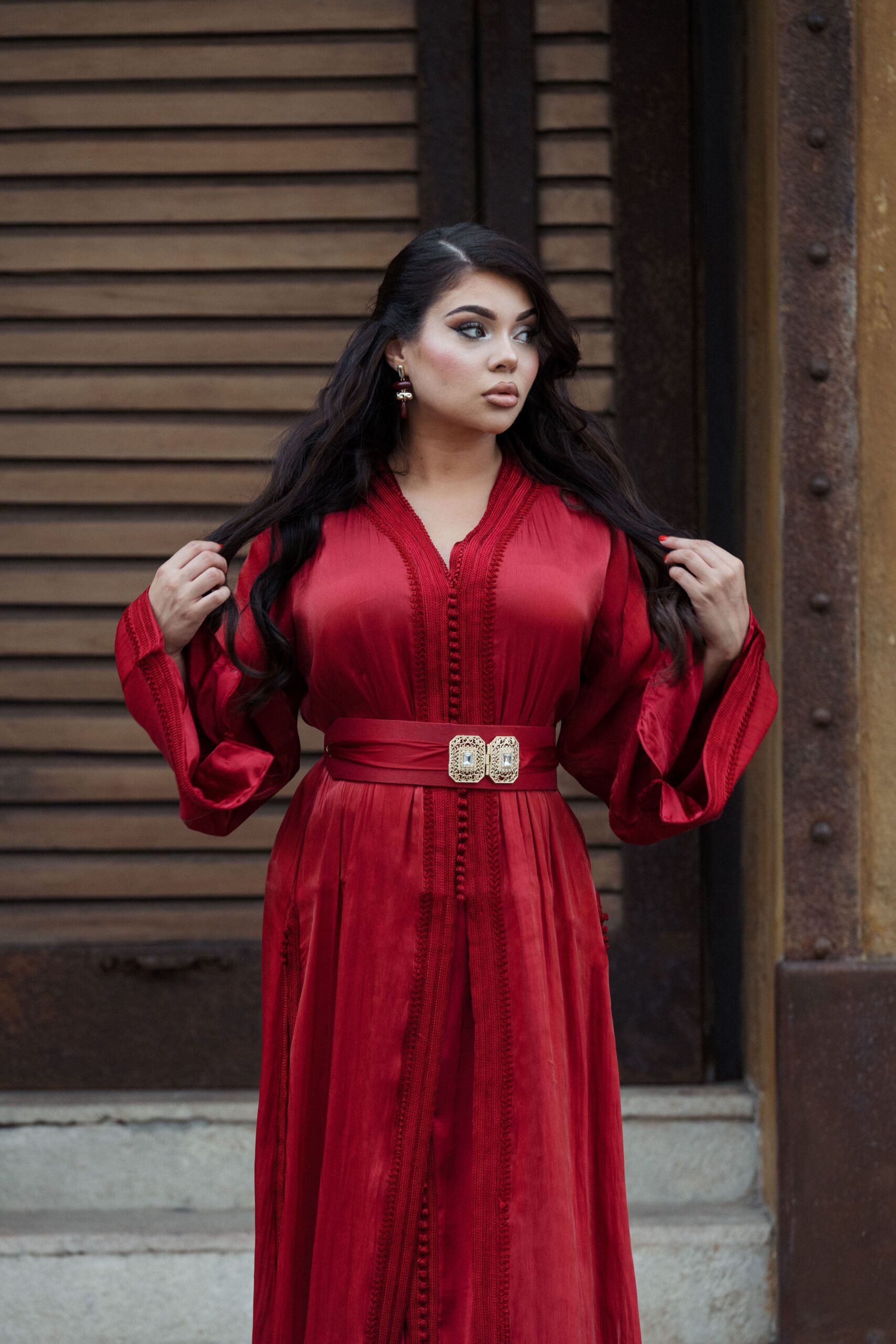 CAFTAN EN ORGANZA – ROUGE